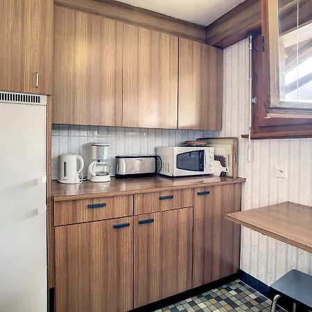 Vouamons A4 アパート